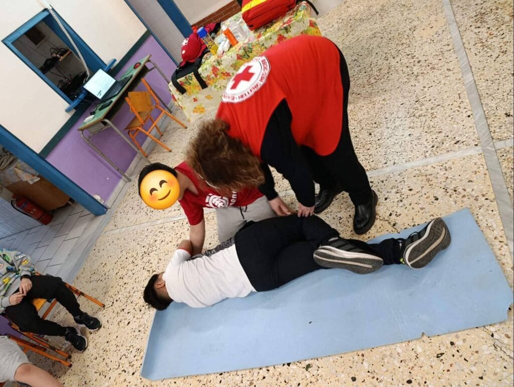 Μαθήματα Πρώτων Βοηθειών στο 2ο Δημοτικό Σχολείο Αισωνίας Βόλου