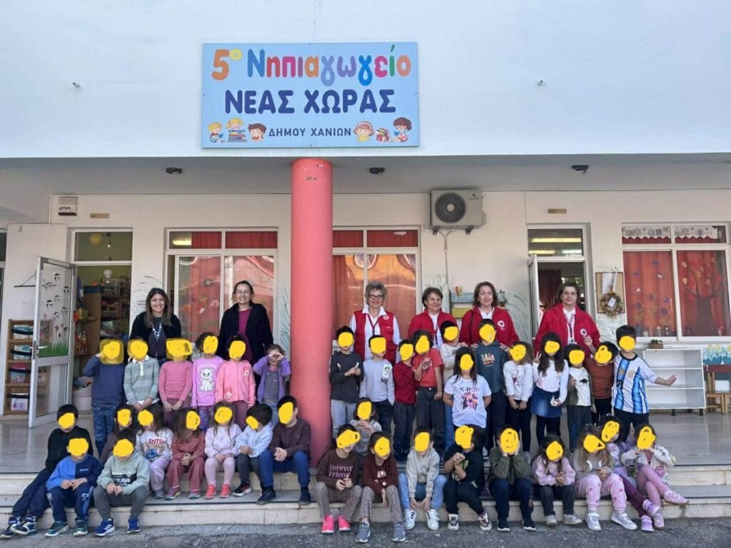 Επίσκεψη και ενημέρωση στο 5ο Νηπιαγωγείο από το Περιφερειακό Τμήμα Χανίων