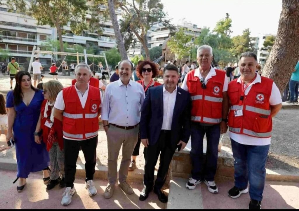 Συμμετοχή των Εθελοντών του Περιφερειακού Τμήματος στα εγκαίνια παιδικών χαρών του Δήμου Νέας Σμύρνης