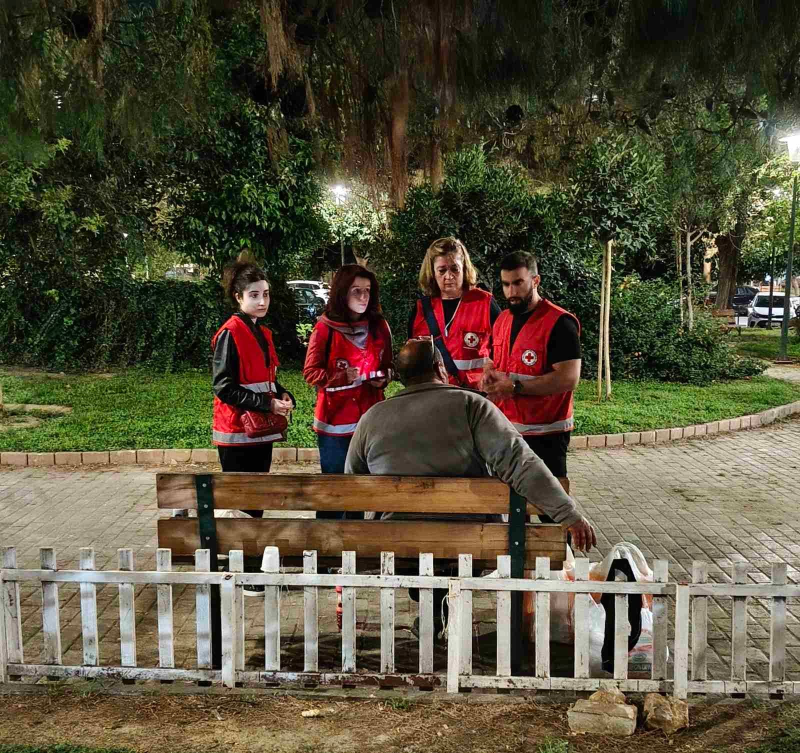 Νυκτερινή δράση καταγραφής και ενεργητικής προσέγγισης αστέγων στον Πειραιά