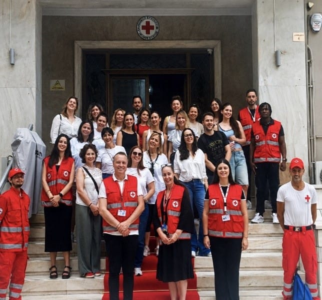 Η L'Oréal Hellas στο πλευρό του Πολυδύναμου Κέντρου Προσφύγων