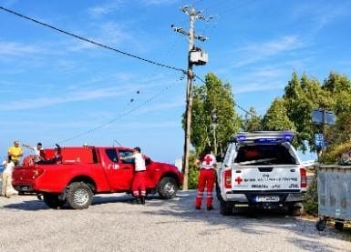 Άμεση κινητοποίηση των Εθελοντών Σαμαρειτών στην εκκένωση οικισμών Σητείας, λόγω μεγάλης πυρκαγιάς