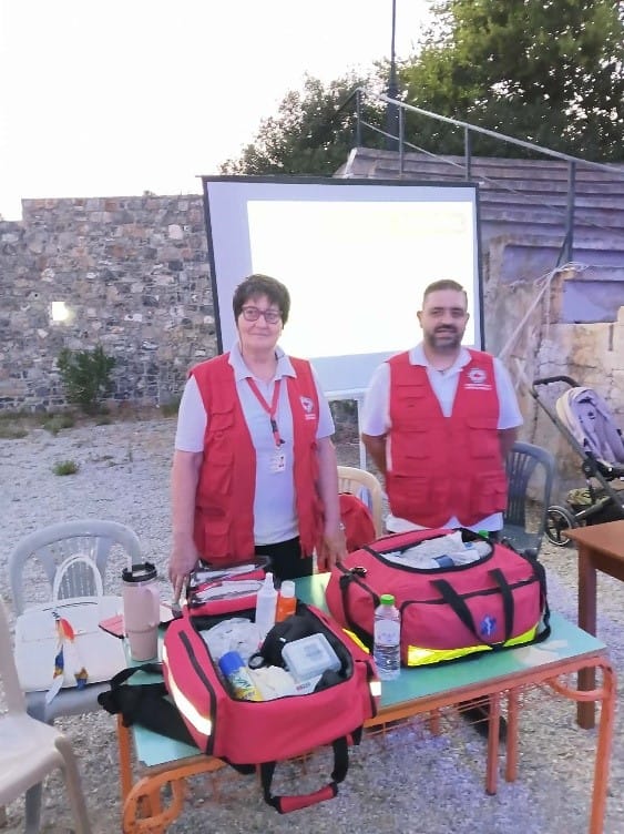 Υγειονομική κάλυψη της Μουσικής βραδιάς στο θέατρο Αγίου Ιωάννη Αλιβερίου από το Περιφερειακό Τμήμα Χαλκίδας